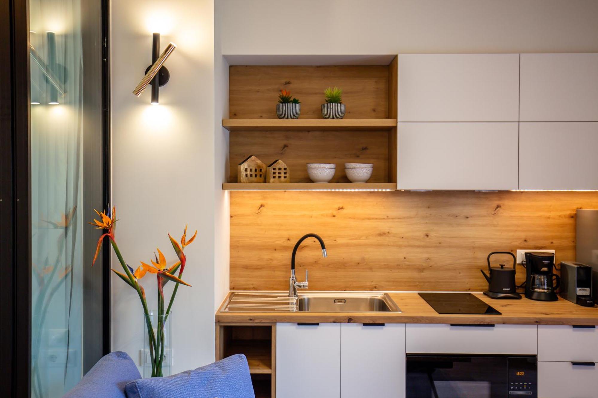 Lola Apartments 라이아페이즈 외부 사진